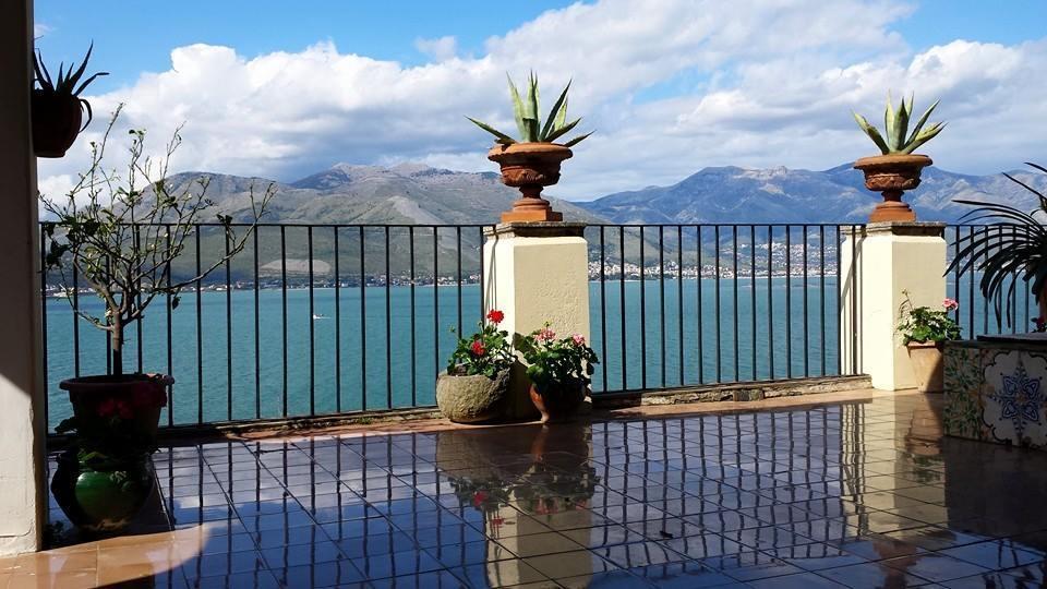 Il Vecchio E Il Mare Bed & Breakfast Gaeta Eksteriør bilde