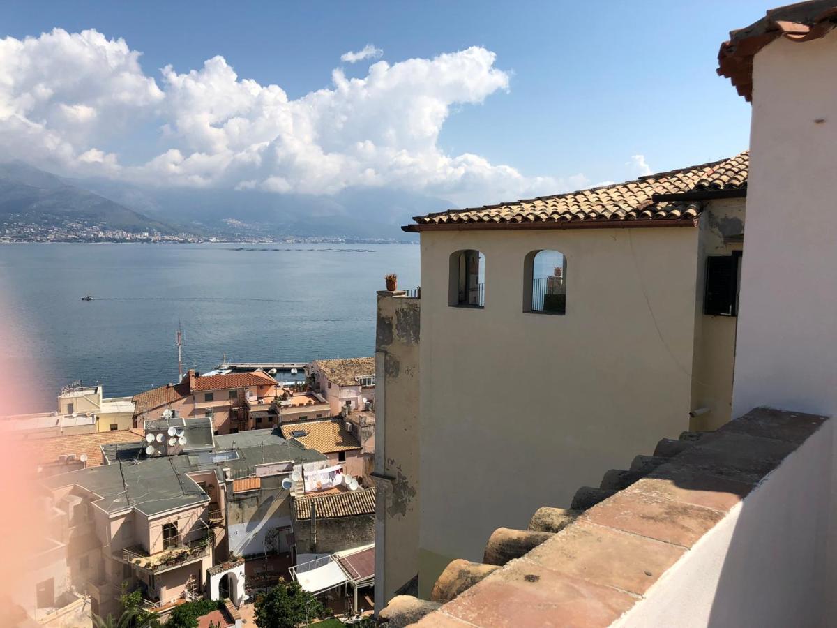 Il Vecchio E Il Mare Bed & Breakfast Gaeta Eksteriør bilde