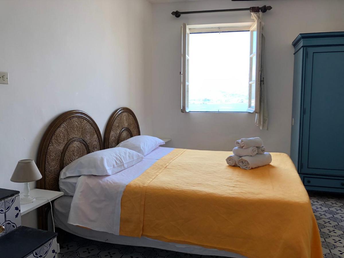 Il Vecchio E Il Mare Bed & Breakfast Gaeta Eksteriør bilde