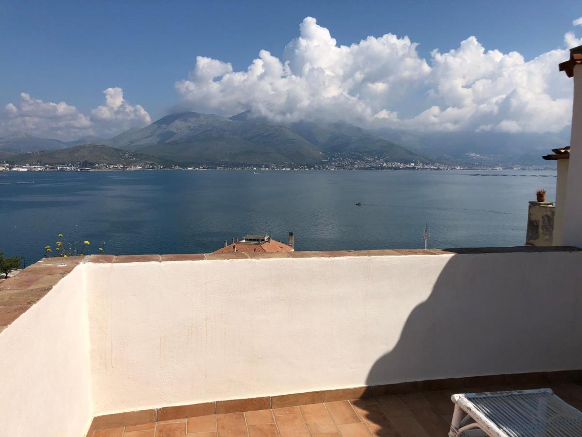 Il Vecchio E Il Mare Bed & Breakfast Gaeta Eksteriør bilde